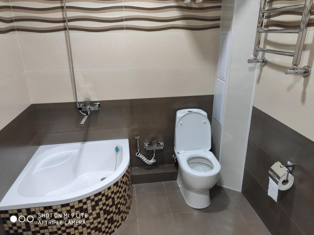 1-Bedroom Apartment In The Very City Center Taskent Exterior foto